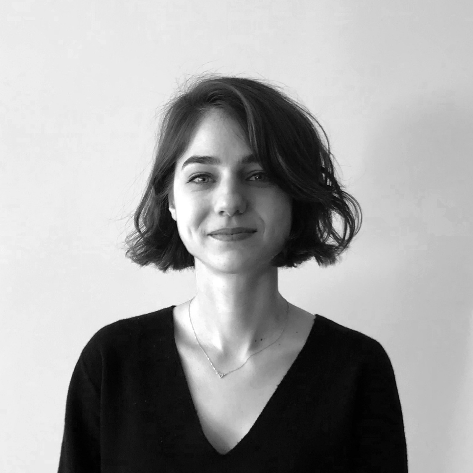 Dr. Damla <br> Göre